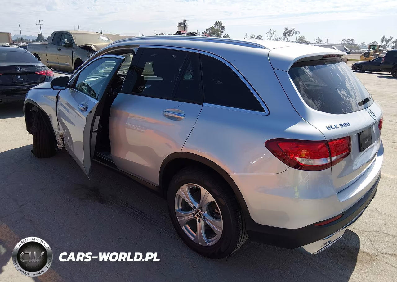 2018 Mercedes-Benz Glc 300 VIN:WDC0G4JBXJV093806 - 3