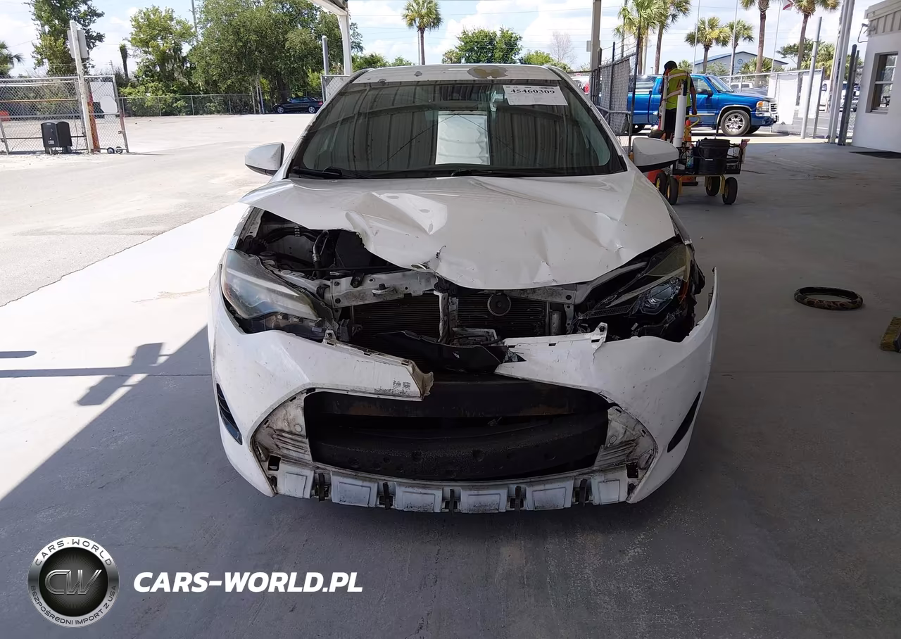 2017 Toyota Corolla Le VIN:5YFBURHE9HP584322 - 13