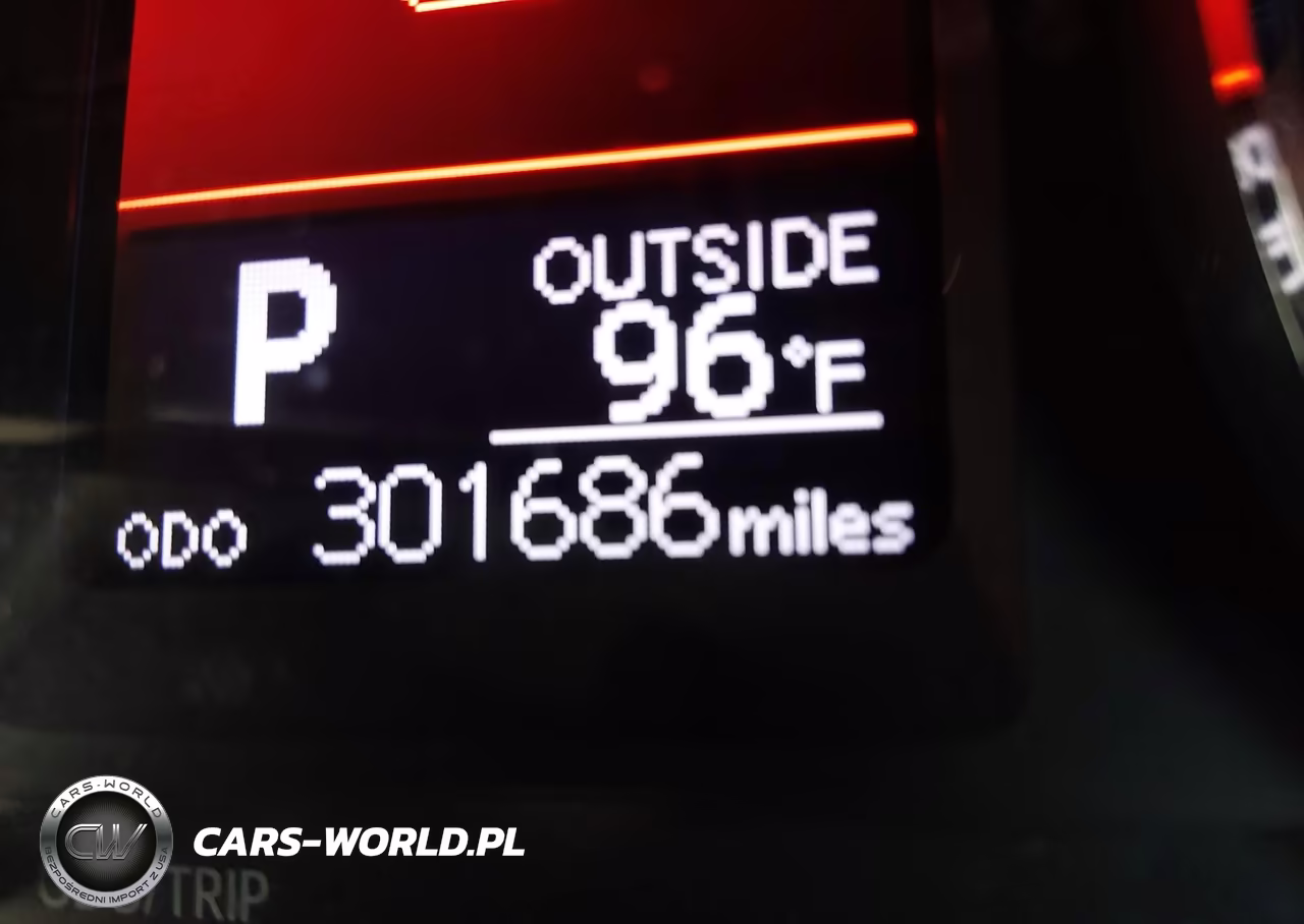 2017 Toyota Corolla Le VIN:5YFBURHE9HP584322 - 16