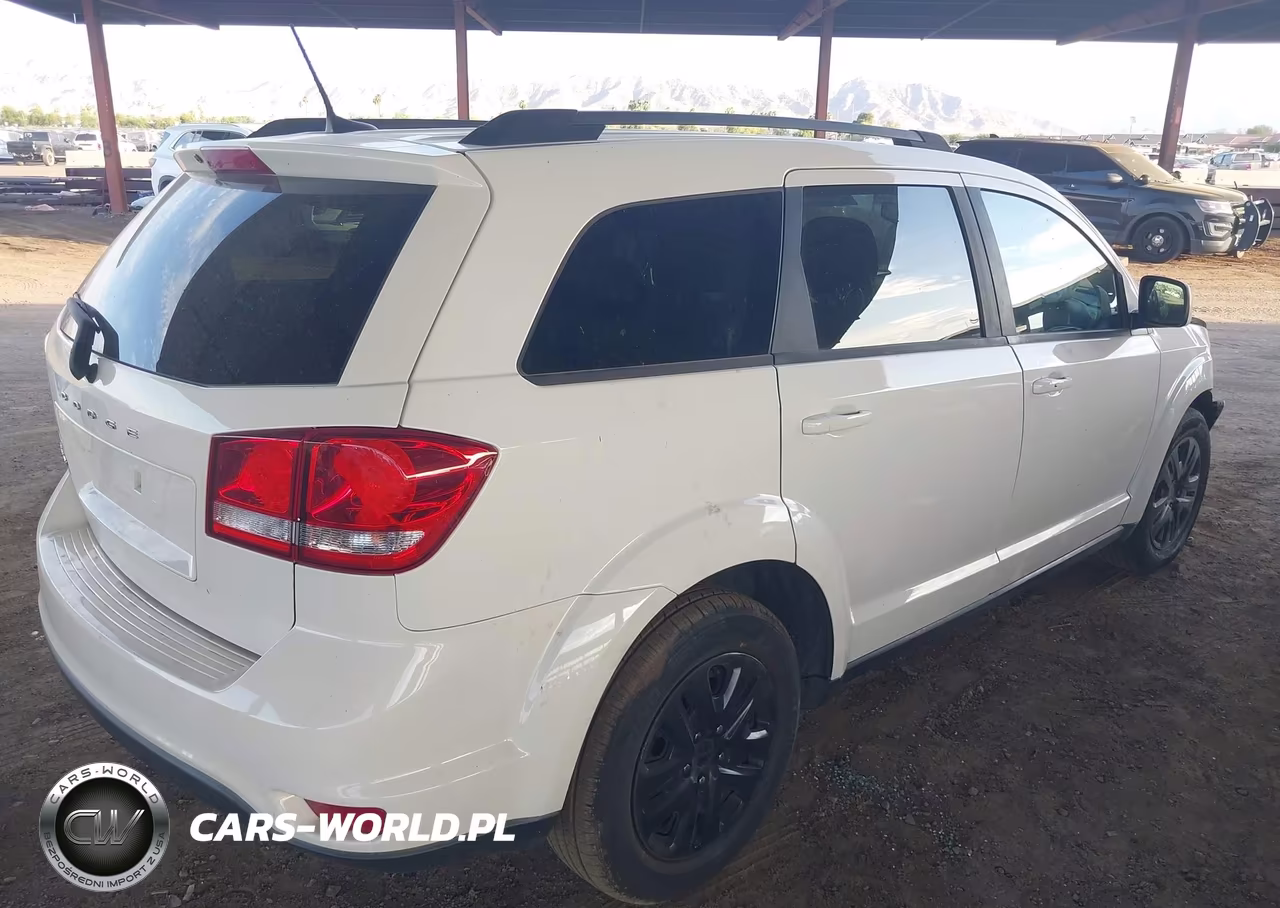 2019 Dodge Journey Se VIN:3C4PDCBB9KT867082 - 4