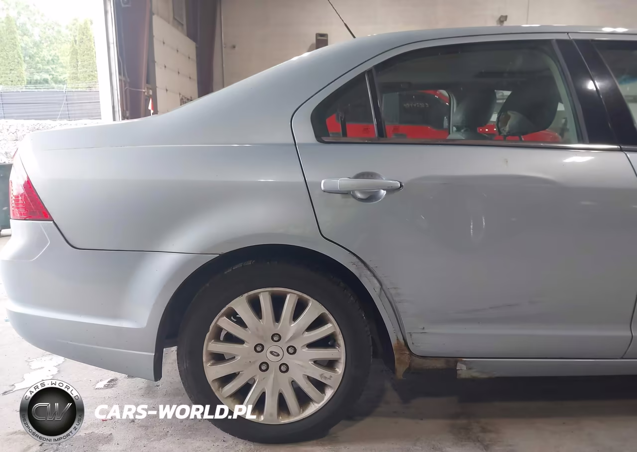 2010 Ford Fusion Hybrid VIN:3FADP0L38AR145880 - 12