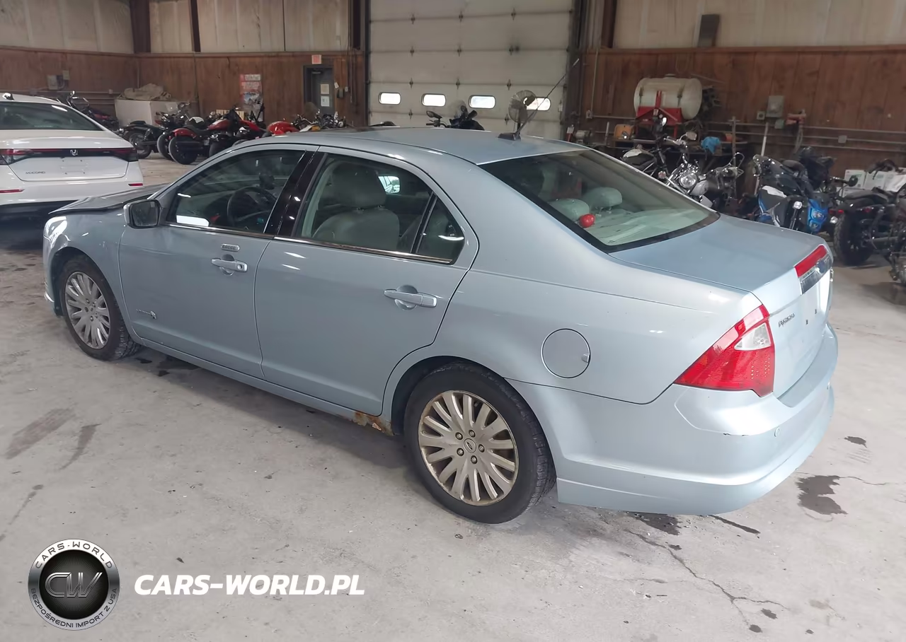 2010 Ford Fusion Hybrid VIN:3FADP0L38AR145880 - 3