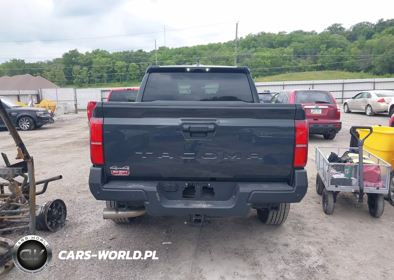 2025 Toyota Tacoma Sr VIN:3TYLD5KN5ST022037 - 16