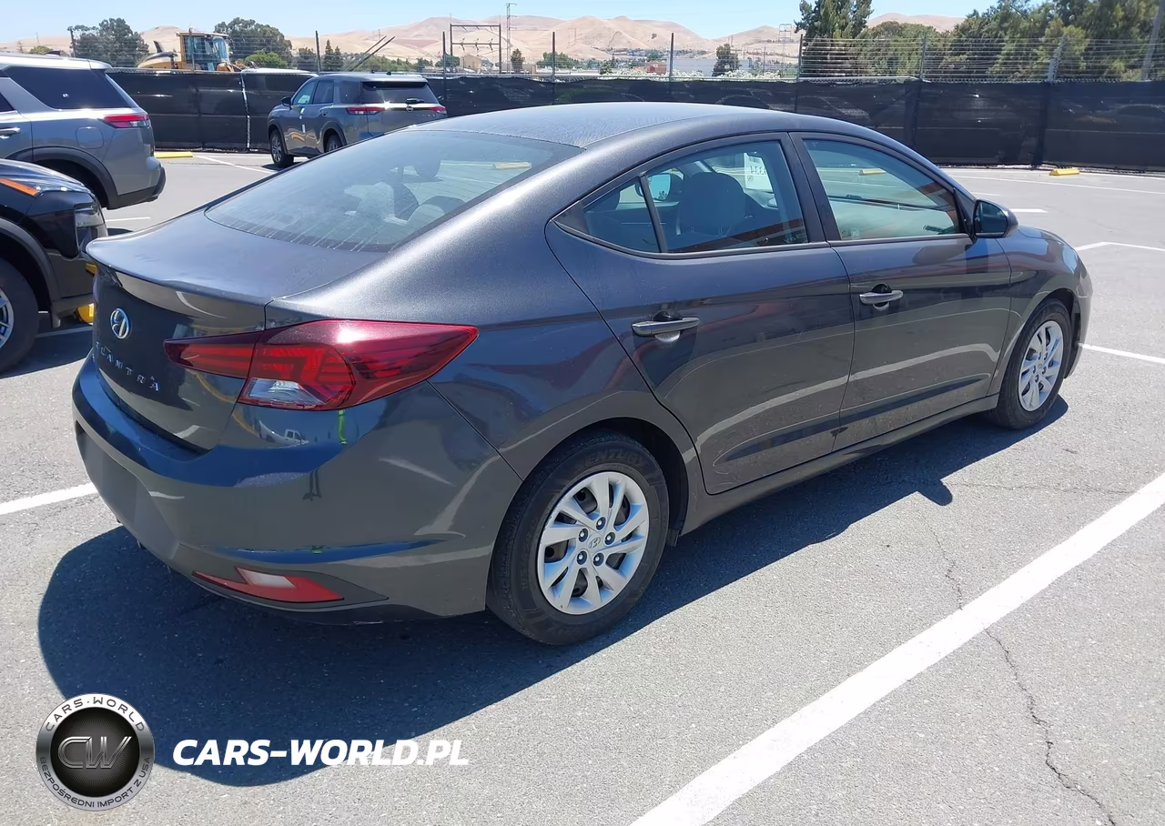 2020 Hyundai Elantra Se VIN:5NPD74LF7LH611946 - 4