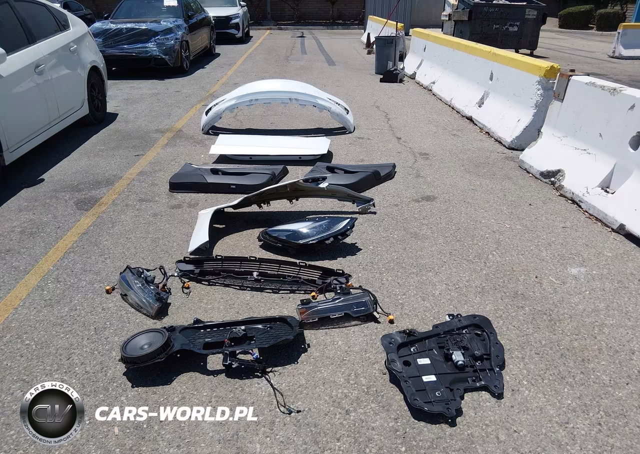 2021 Tesla Model 3 Standard Range Plus Rear-Wheel Drive VIN:5YJ3E1EA8MF073470 - 12