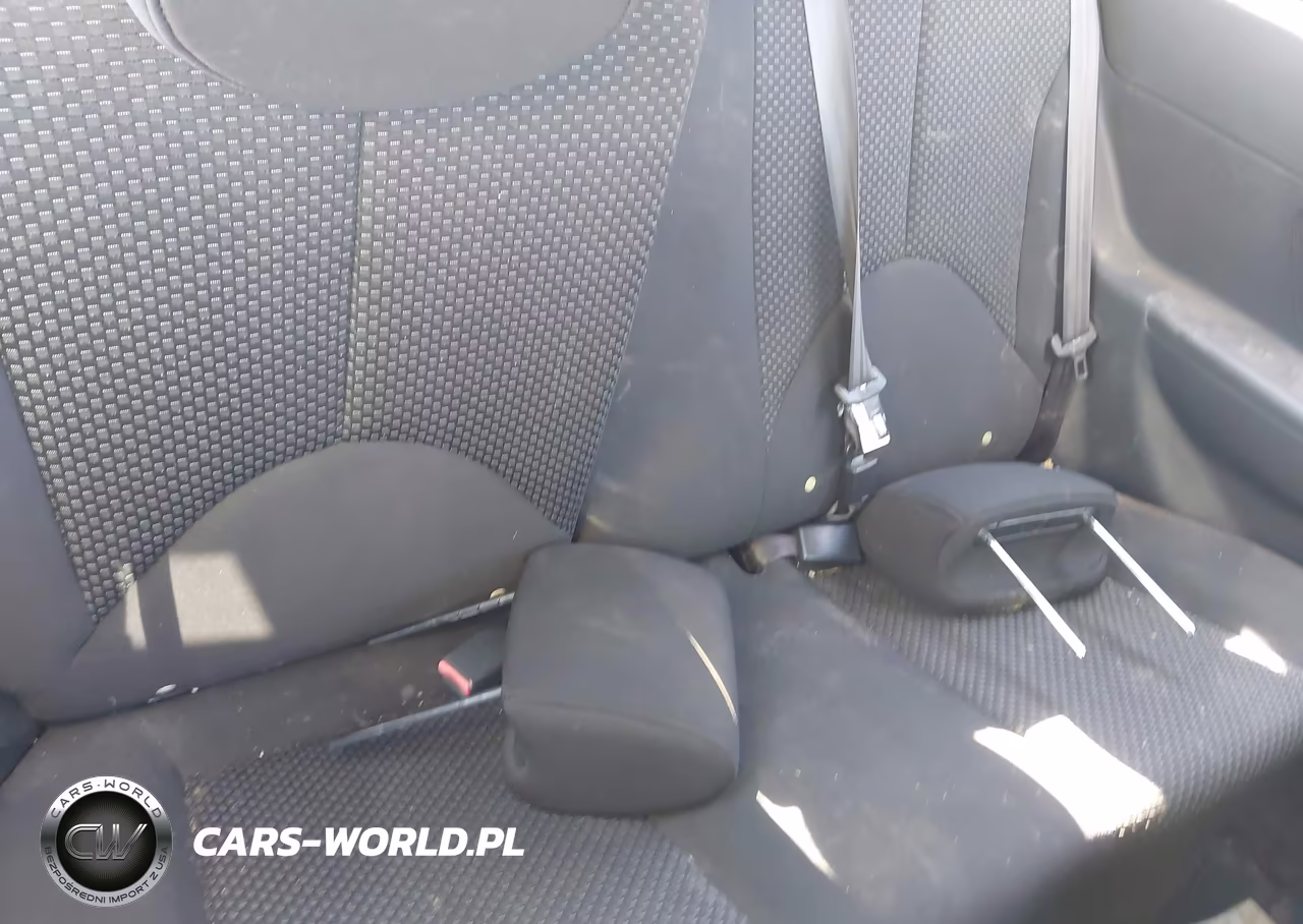2010 Hyundai Accent Gs VIN:KMHCM3AC8AU167658 - 8
