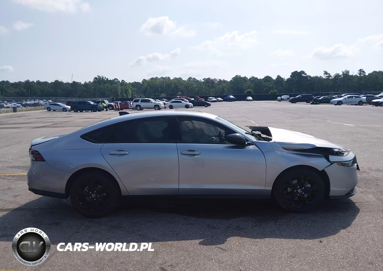 2025 Honda Accord Se VIN:1HGCY1F44SA077412 - 13