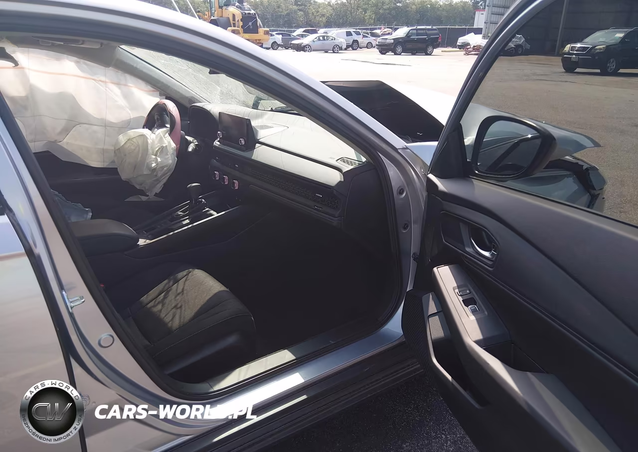 2025 Honda Accord Se VIN:1HGCY1F44SA077412 - 5