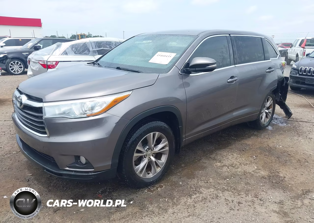 2015 Toyota Highlander Le Plus V6 VIN:5TDZKRFH3FS086817 - 2