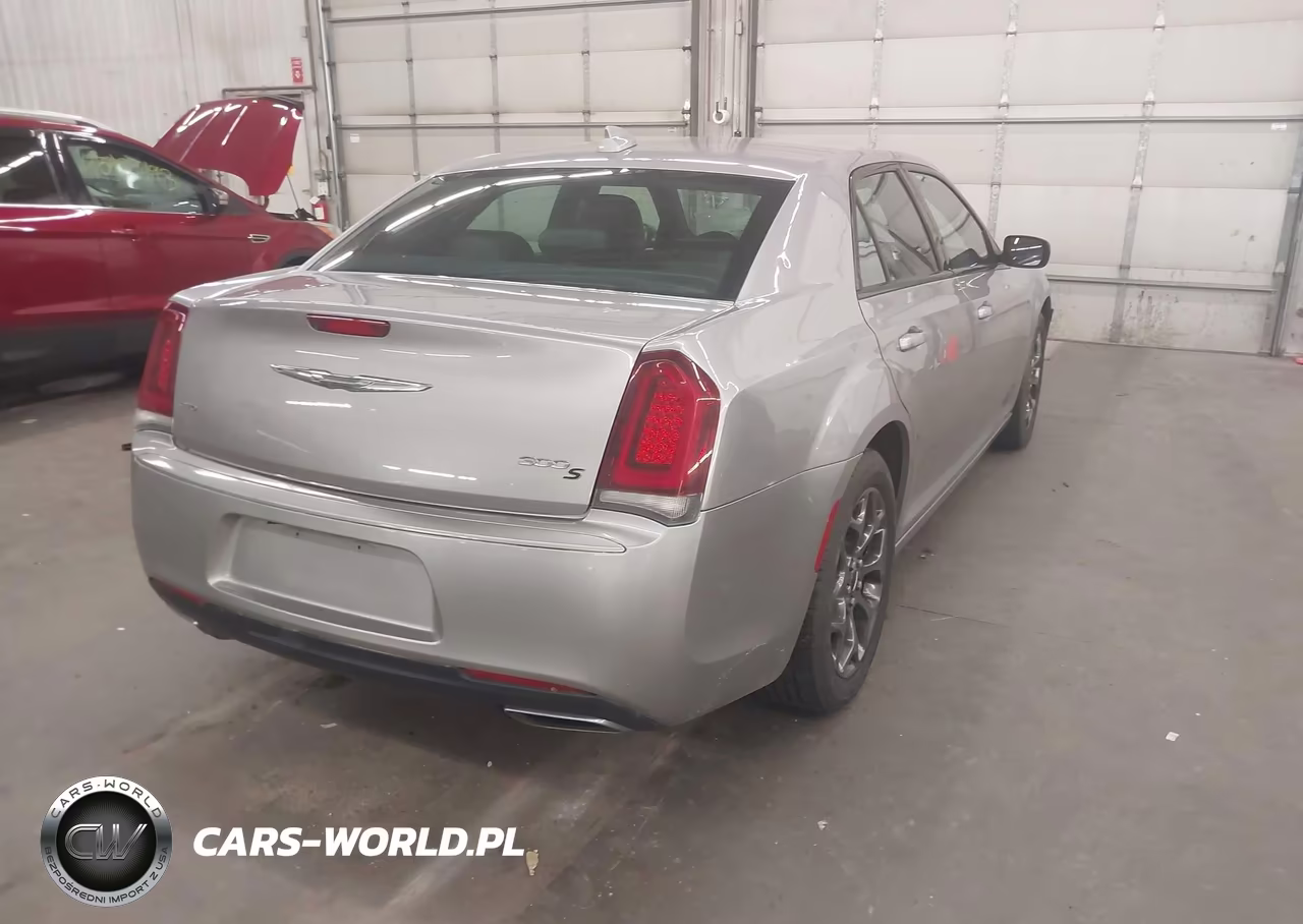 2018 Chrysler 300 300S Awd VIN:2C3CCAGG2JH226524 - 4