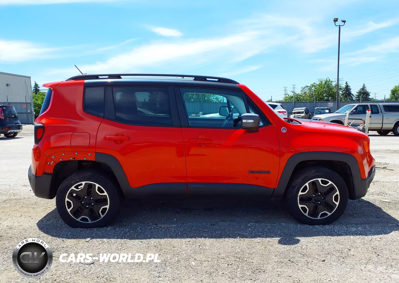 2016 Jeep Renegade Trailhawk VIN:ZACCJBCT8GPD97912 - 13