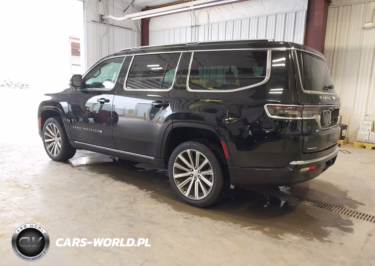 2023 Jeep Grand Wagoneer Obsidian 4X4 VIN:1C4SJVFJ0PS509863 - 3
