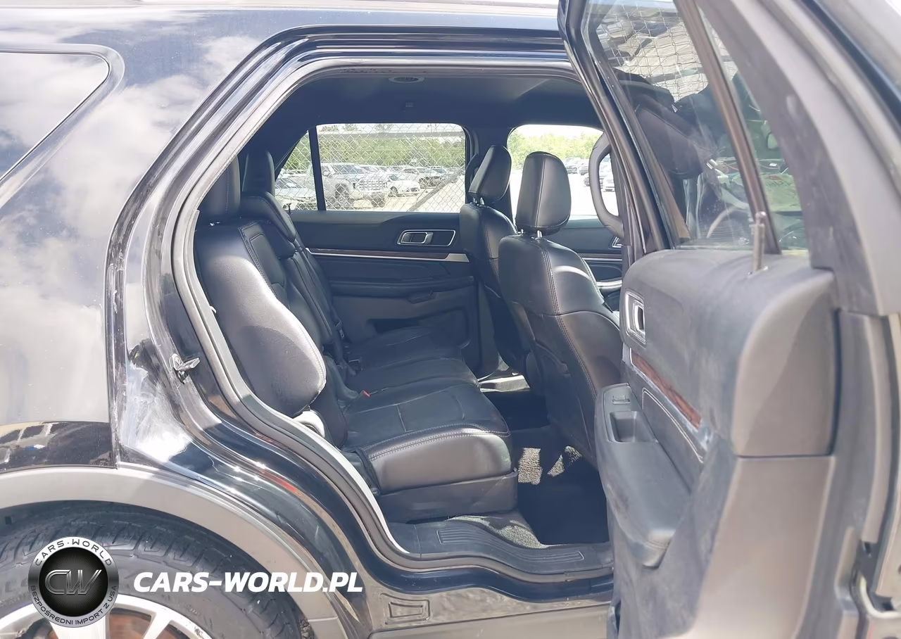 2019 Ford Explorer Limited VIN:1FM5K7F89KGB12758 - 8