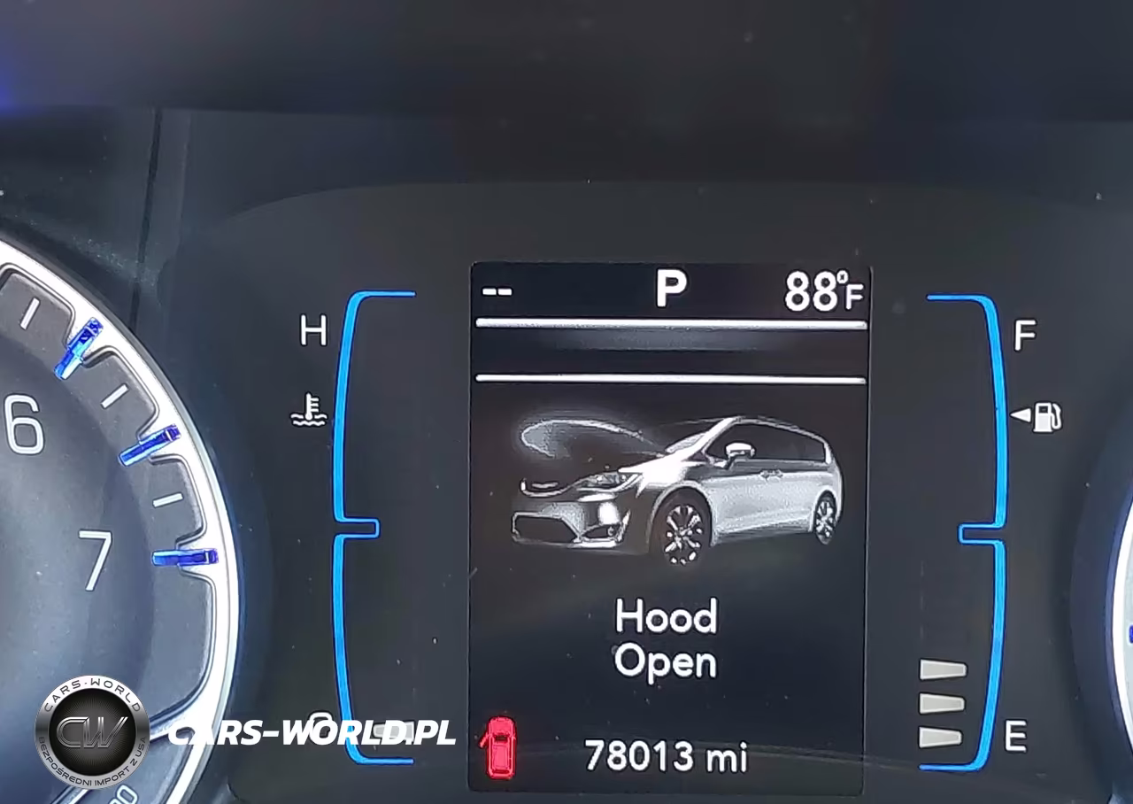 2018 Chrysler Pacifica Touring L VIN:2C4RC1BG4JR110653 - 15