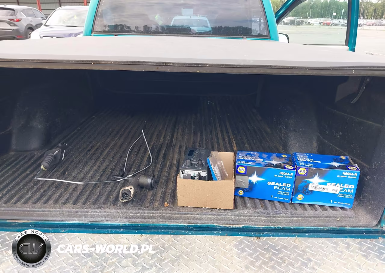 1995 Chevrolet Gmt-400 C1500 VIN:1GCEC14Z5SZ253745 - 12