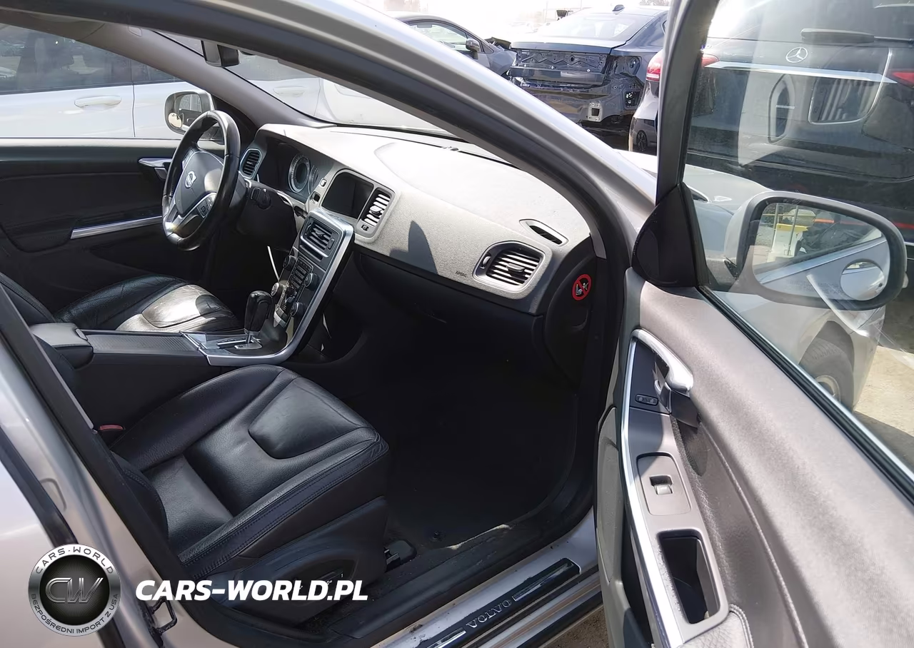 2012 Volvo S60 T5 VIN:YV1622FS1C2084051 - 5