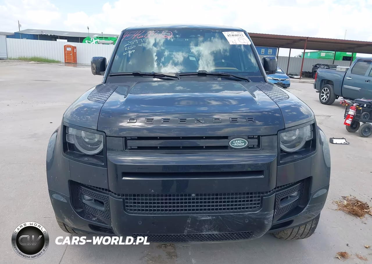 2025 Land Rover Defender 110 P400 X VIN:SALEX7EU9S2393597 - 12