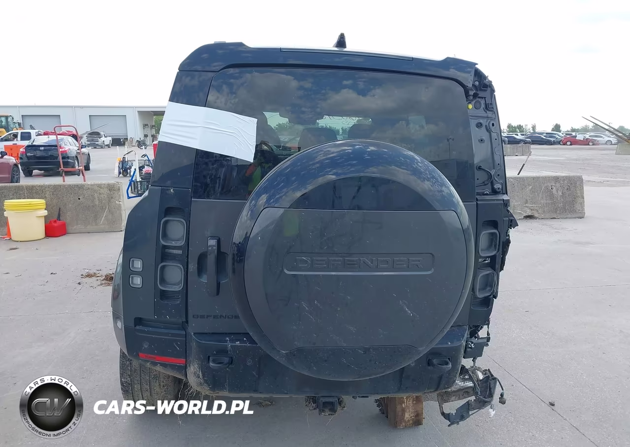 2025 Land Rover Defender 110 P400 X VIN:SALEX7EU9S2393597 - 16