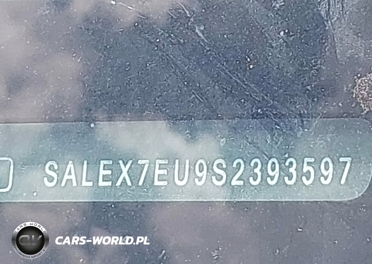 2025 Land Rover Defender 110 P400 X VIN:SALEX7EU9S2393597 - 17