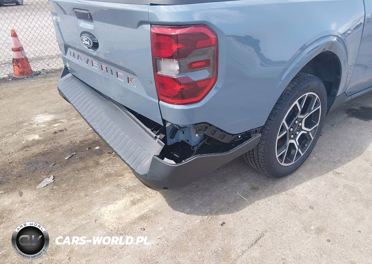 2025 Ford Maverick Lariat VIN:3FTTW8S38SRA28004 - 17