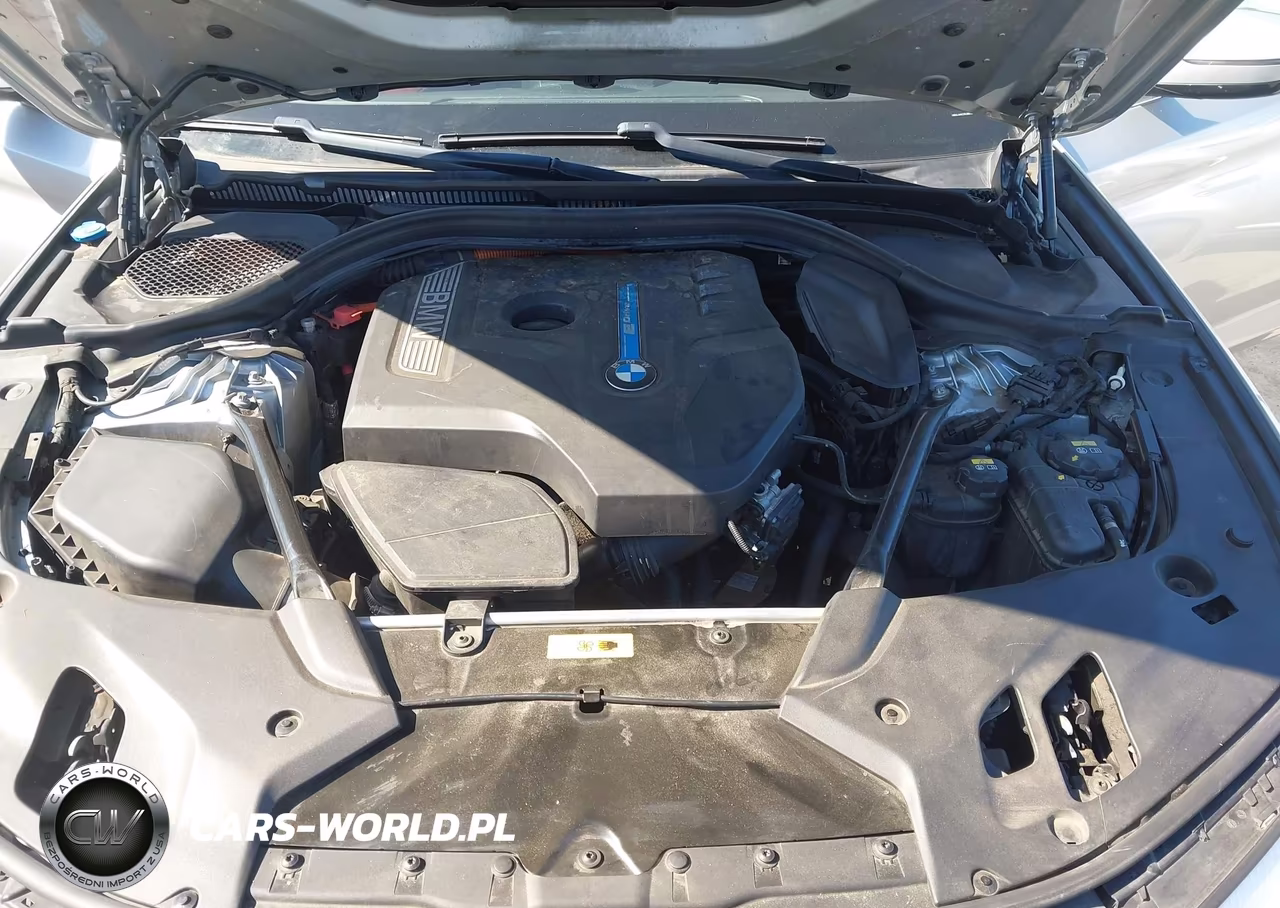 2018 BMW 530E Iperformance VIN:WBAJA9C55JB033074 - 10