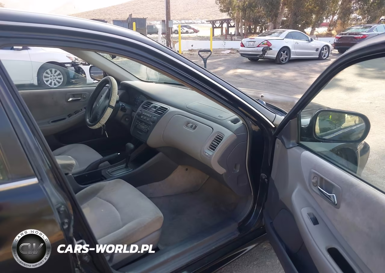 2001 Honda Accord 2.3 Lx VIN:3HGCG66561G703356 - 5