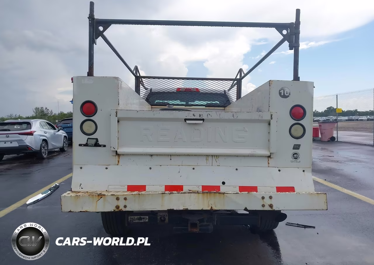 2015 Chevrolet Silverado Utility - Service Truck VIN:1GC0CUEG9FZ105855 - 17