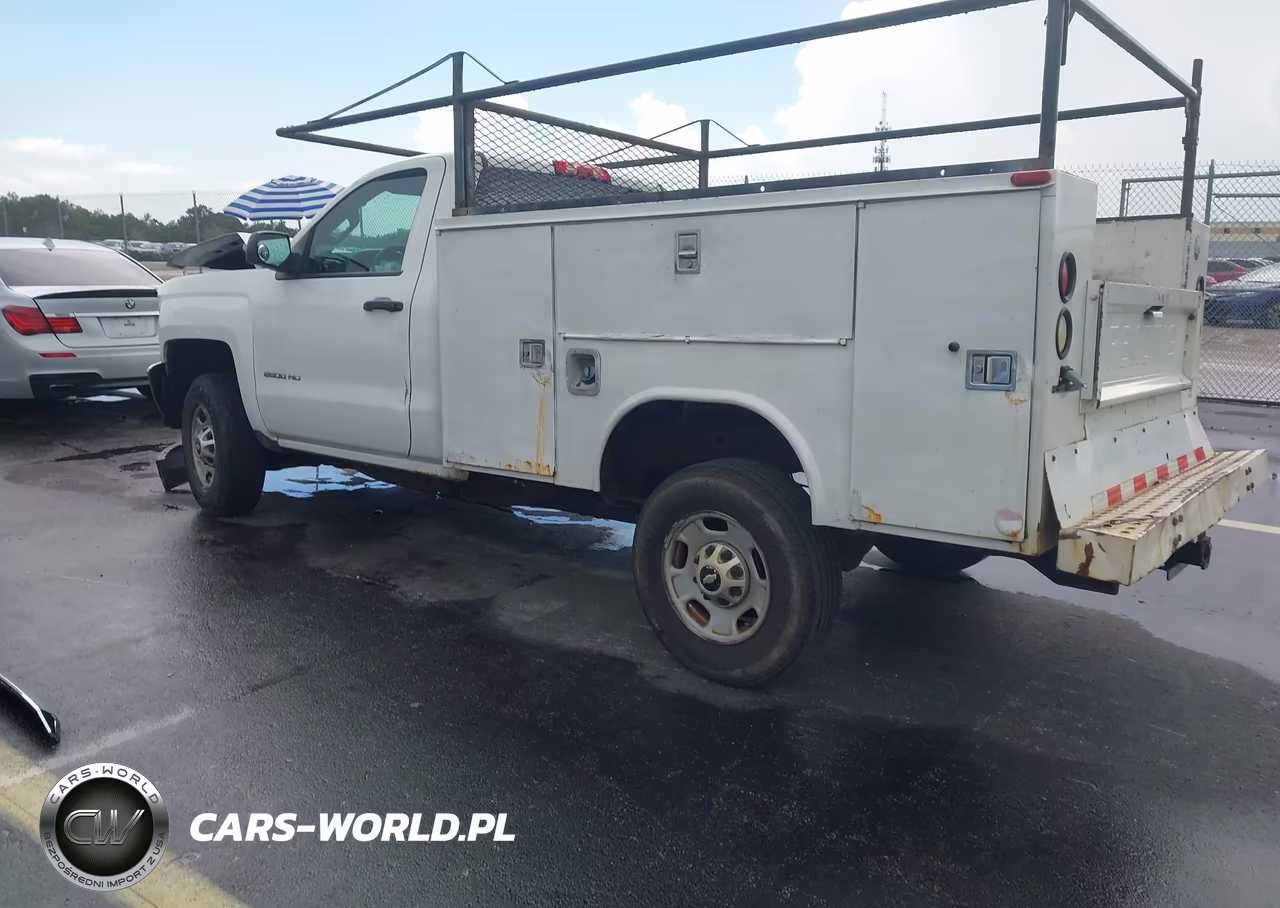 2015 Chevrolet Silverado Utility - Service Truck VIN:1GC0CUEG9FZ105855 - 3