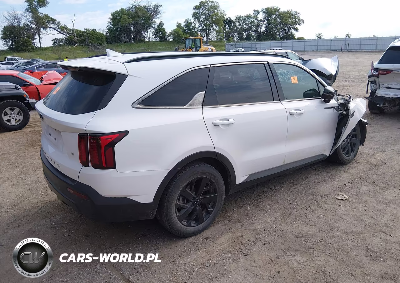2021 Kia Sorento S VIN:5XYRLDLC9MG025040 - 4