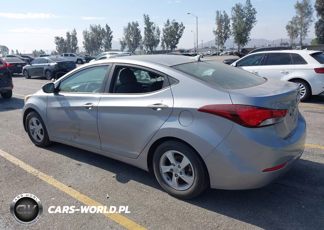 2015 Hyundai Elantra Se VIN:5NPDH4AE4FH624407 - 3