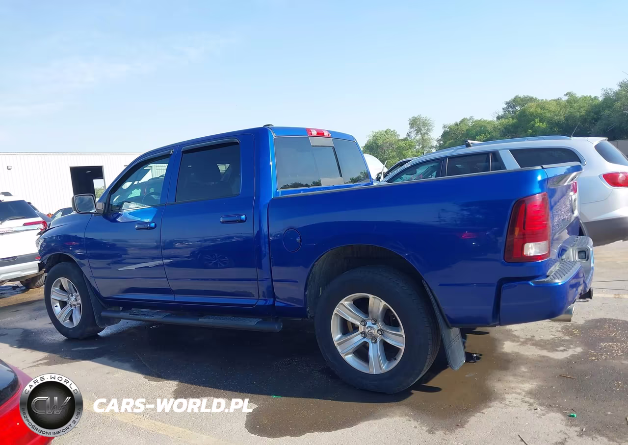 2015 Ram 1500 Sport VIN:1C6RR7MT5FS545139 - 15