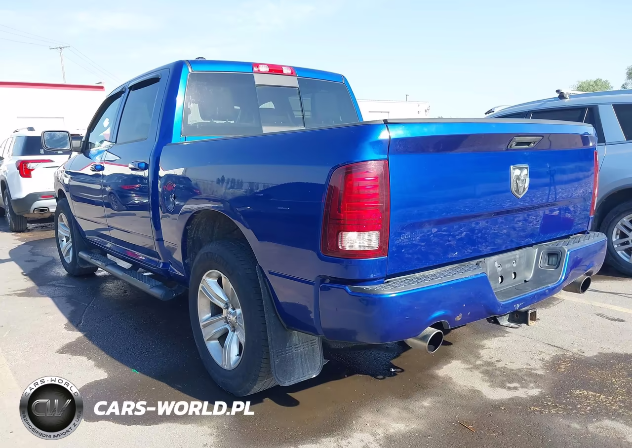2015 Ram 1500 Sport VIN:1C6RR7MT5FS545139 - 3