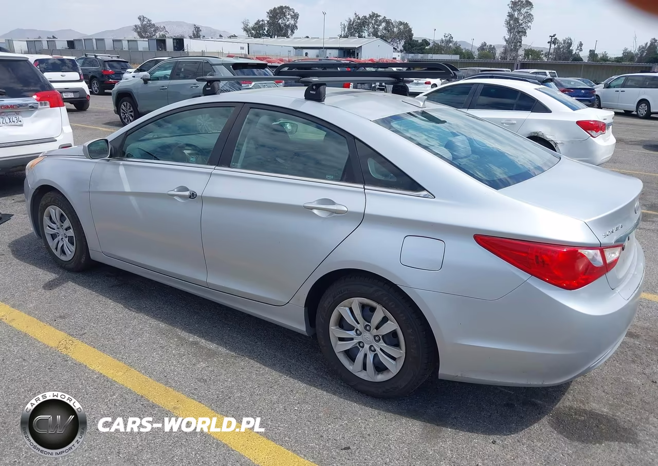 2013 Hyundai Sonata Gls VIN:5NPEB4AC8DH569381 - 3