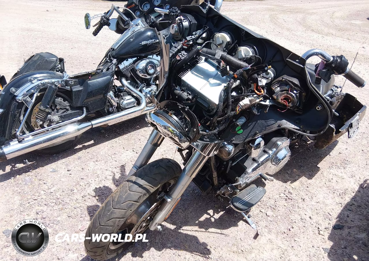 2011 Harley-Davidson Flhx VIN:1HD1KBM16BB654049 - 2