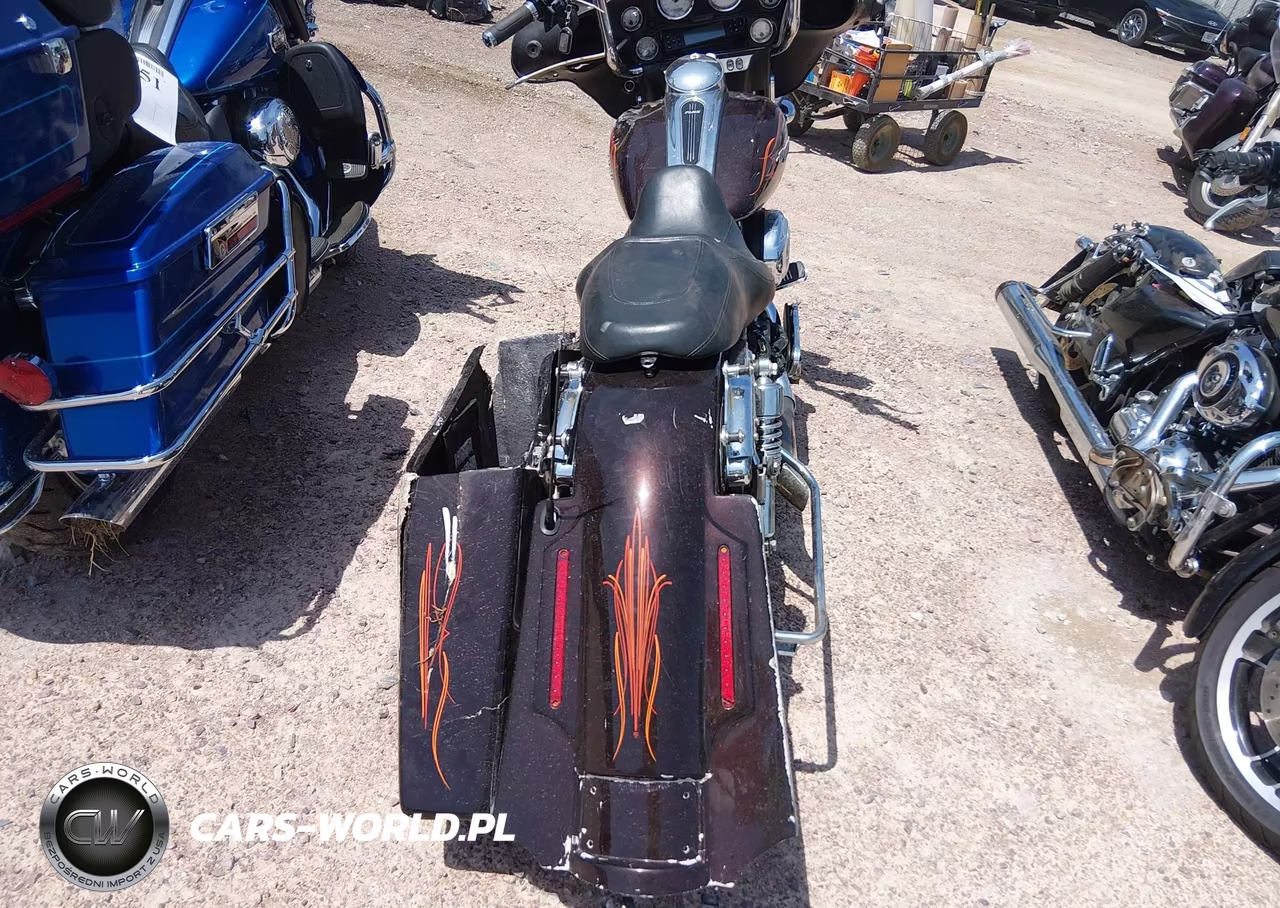 2011 Harley-Davidson Flhx VIN:1HD1KBM16BB654049 - 6