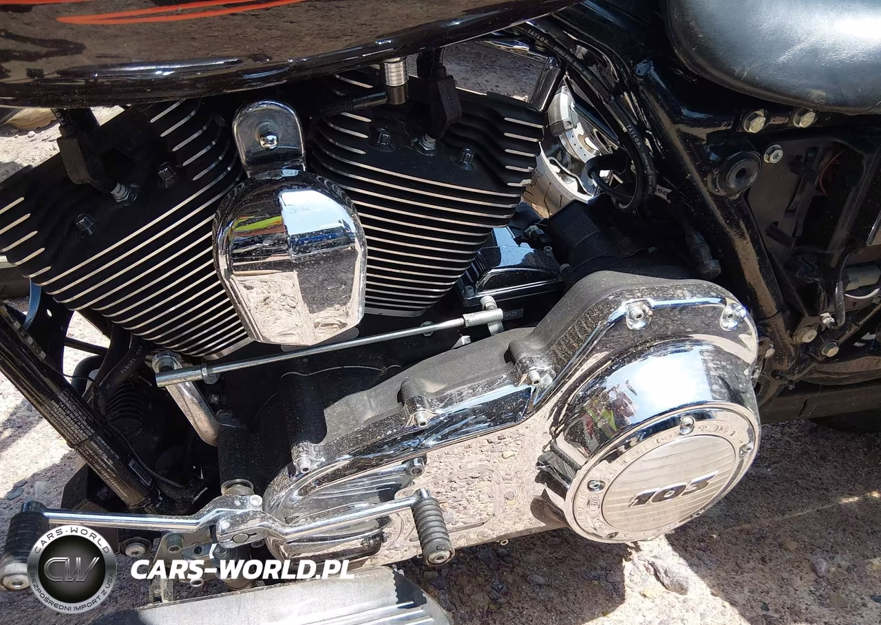 2011 Harley-Davidson Flhx VIN:1HD1KBM16BB654049 - 9