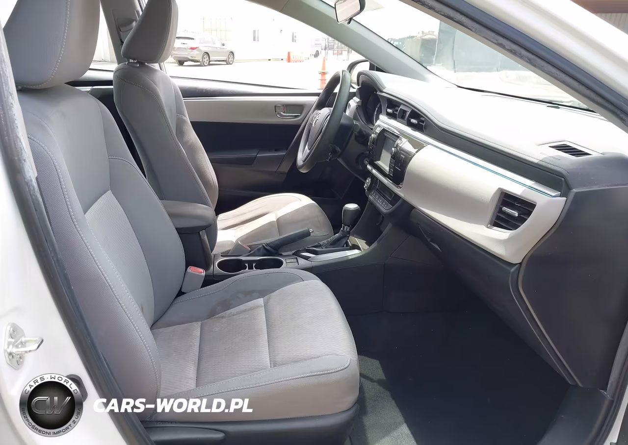 2015 Toyota Corolla Le Plus VIN:5YFBURHE7FP225497 - 5