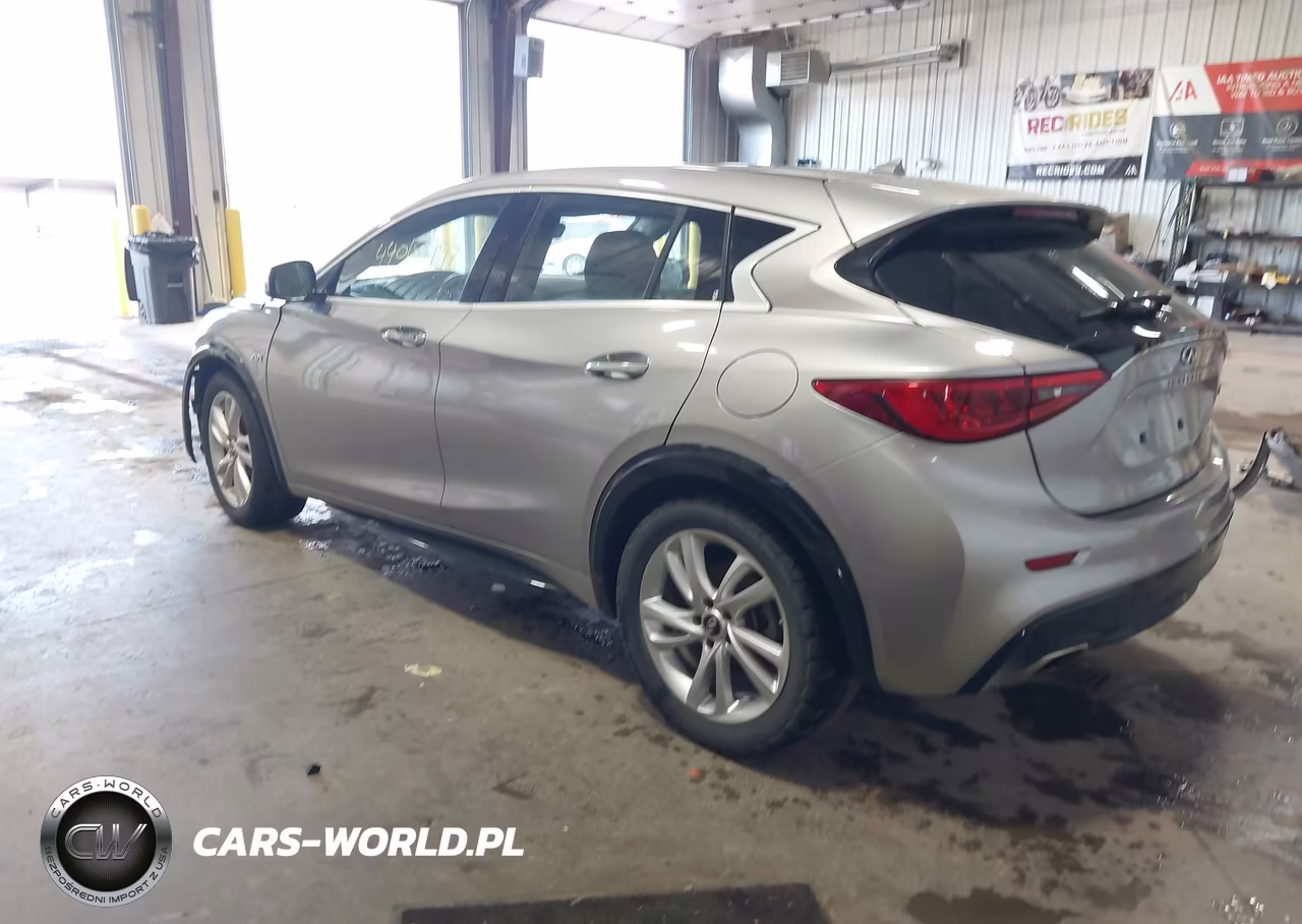 2017 Infiniti Qx30 VIN:SJKCH5CP2HA033404 - 3