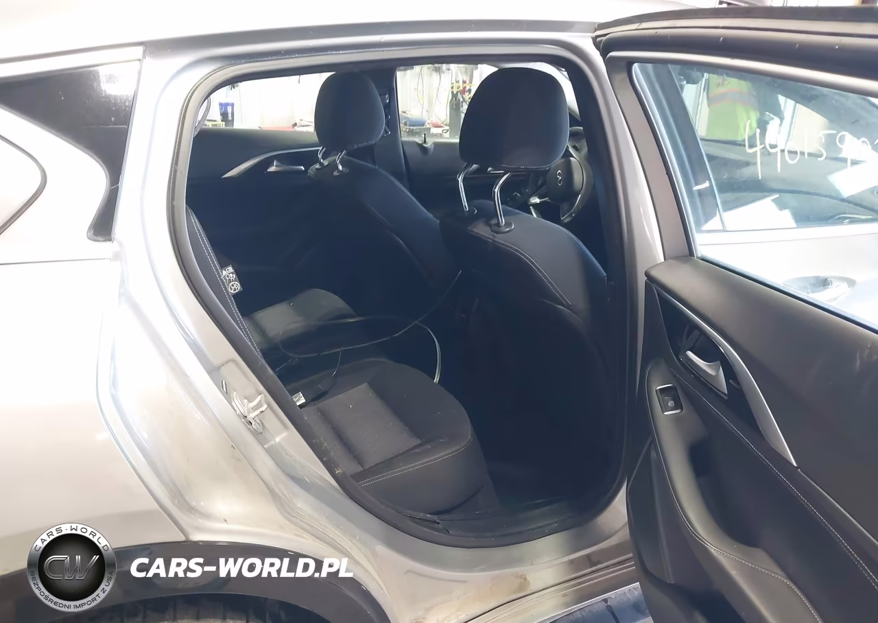2017 Infiniti Qx30 VIN:SJKCH5CP2HA033404 - 8
