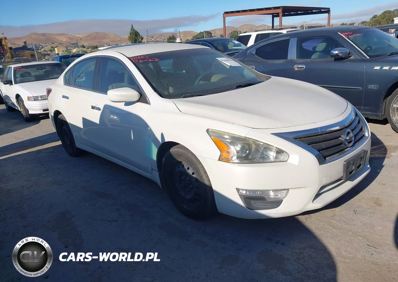 2015 Nissan Altima 2.5 S – zdjęcie 1 z 11