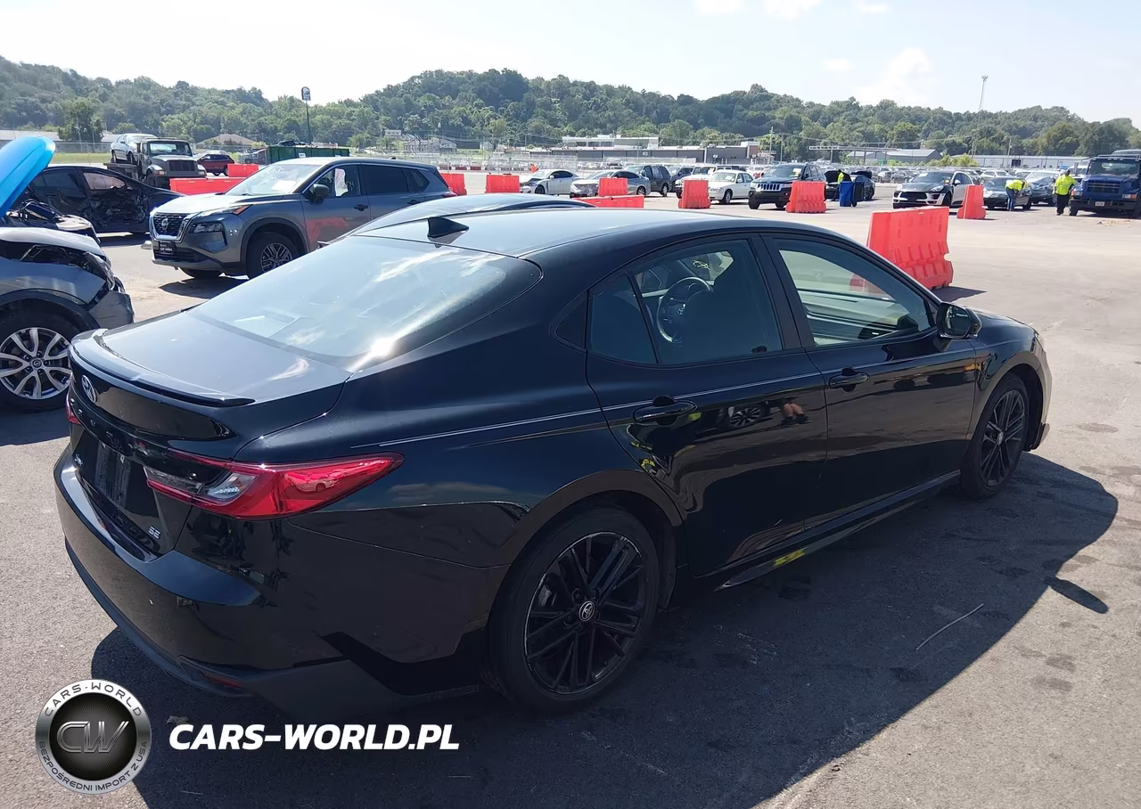 2025 Toyota Camry Xse VIN:4T1DAACK2SU061522 - 4