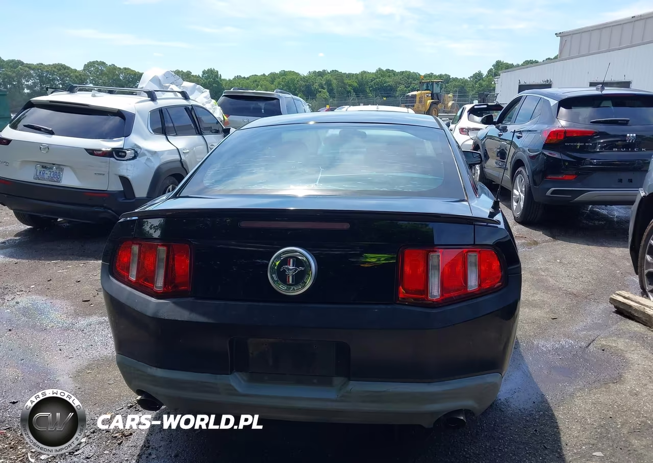 2011 Ford Mustang V6-V6 Premium VIN:1ZVBP8AM9B5142550 - 16
