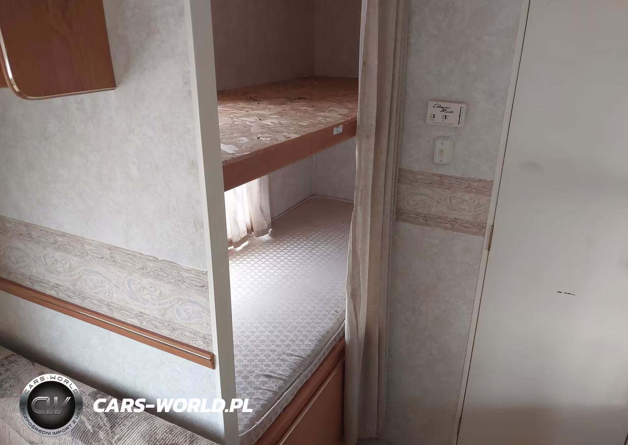 2002 Fleetwood Terry Freedom 275A 5Th Whl Travel Trailer VIN:1EA5A272622963663 - 13