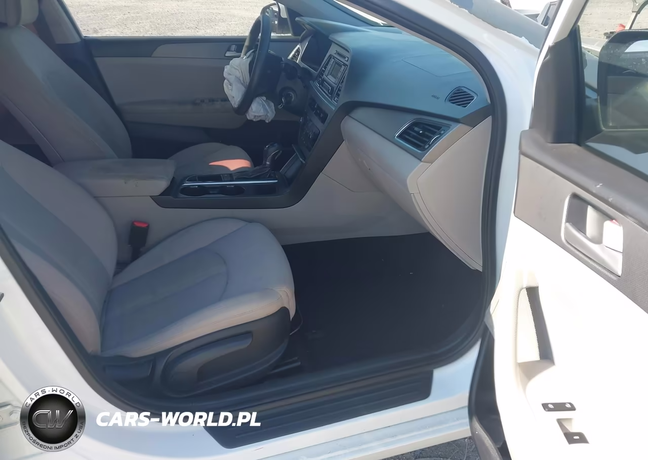 2016 Hyundai Sonata VIN:5NPE24AF7GH403061 - 5