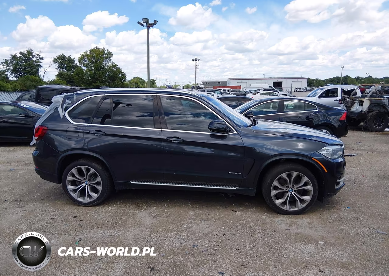2016 BMW X5 xDrive50I VIN:5UXKR6C53G0J79801 - 14