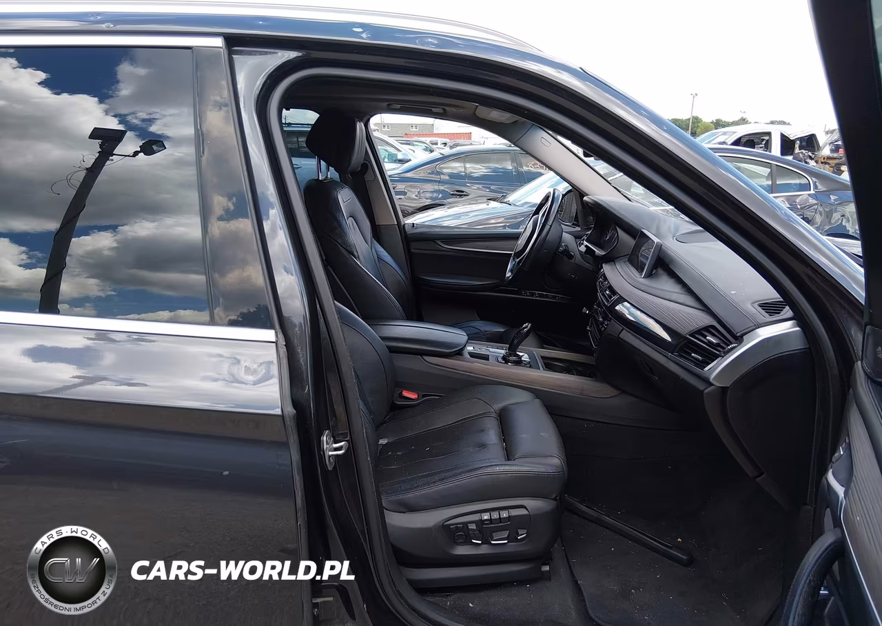 2016 BMW X5 xDrive50I VIN:5UXKR6C53G0J79801 - 5