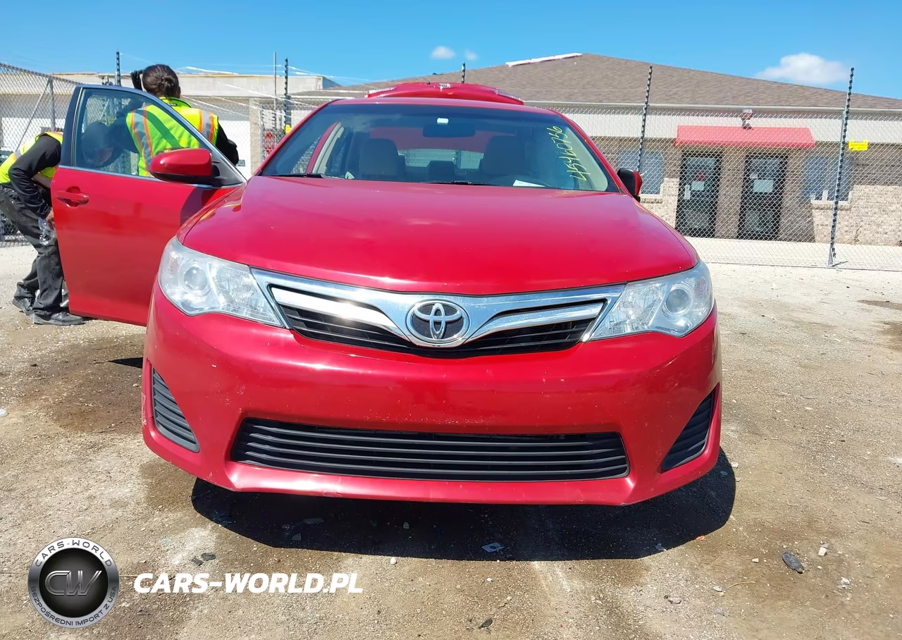 2014 Toyota Camry Le VIN:4T4BF1FK2ER351659 - 11
