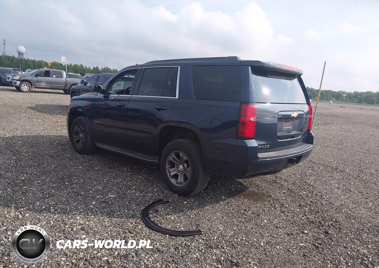 2018 Chevrolet Tahoe Ls VIN:1GNSKAEC8JR335734 - 3