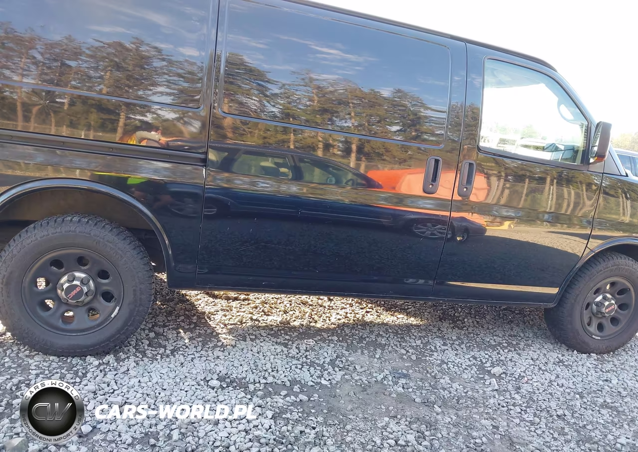 2011 GMC Savana 1500 Work Van VIN:1GTS8AF45B1155321 - 13