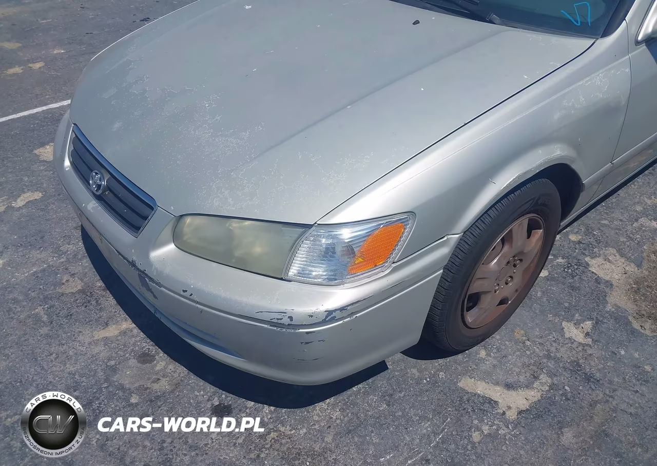 2000 Toyota Camry Le VIN:JT2BG22K4Y0440001 - 16